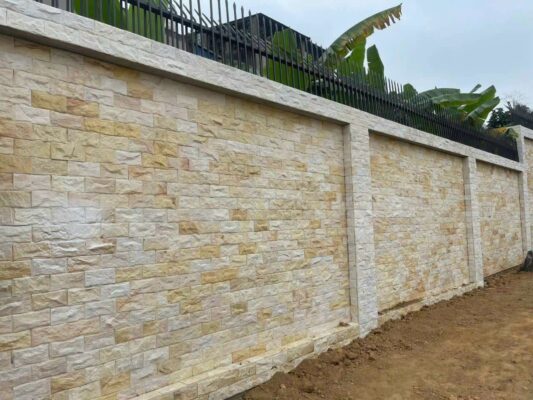 Đá bóc vàng 10x20 ốp tường 2 Đá bóc vàng 10x20 ốp tường 2