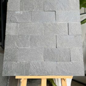 Đá chẻ xanh đen ốp tường 10x20