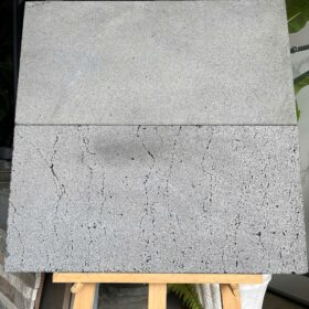 Đá ong xám 30x60x2 lát sân