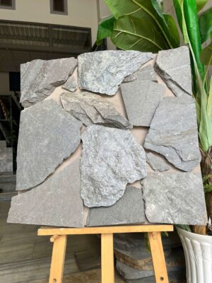 Đá rối chẻ bao xanh
