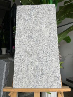 đá trắng suối lau khò 30x60 lát sân