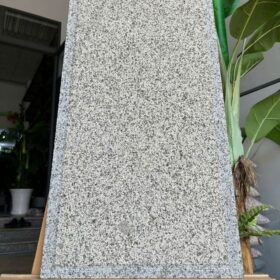 đá campuchia băm cà viền 30x60 lát sân 1