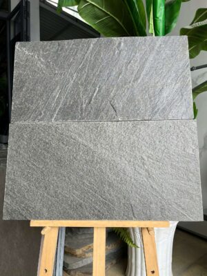 đá chẻ xanh đen ốp tường 30x60