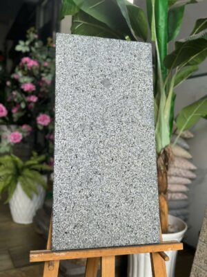 Đá đen sông hinh khò 30x60 lát sân 1