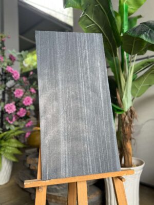 Đá sọc dưa mài hone gam đen đậm 30x60 1