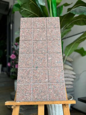 Đá đỏ bình định khò kẻ 18 ô lót sân ram dốc