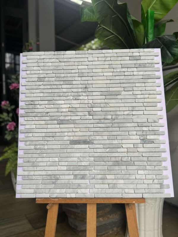 Đá mosaic trắng khói